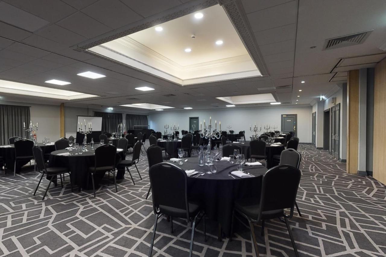 Village Hotel Newcastle Holystone  ภายนอก รูปภาพ