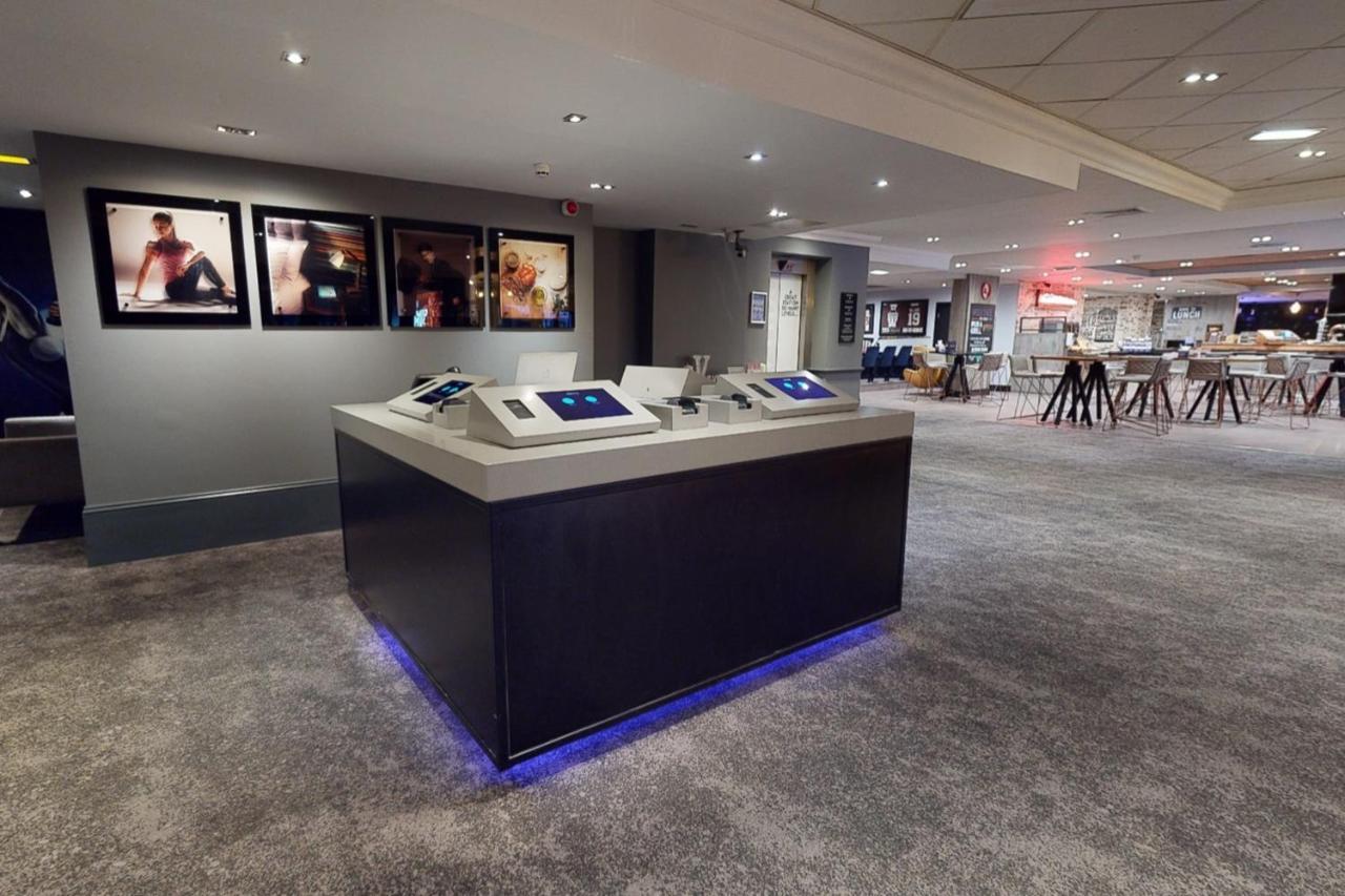 Village Hotel Newcastle Holystone  ภายนอก รูปภาพ