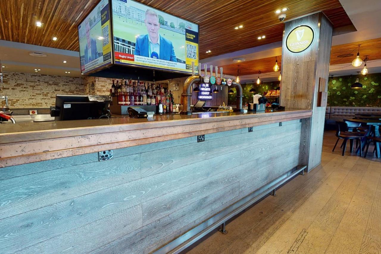 Village Hotel Newcastle Holystone  ภายนอก รูปภาพ