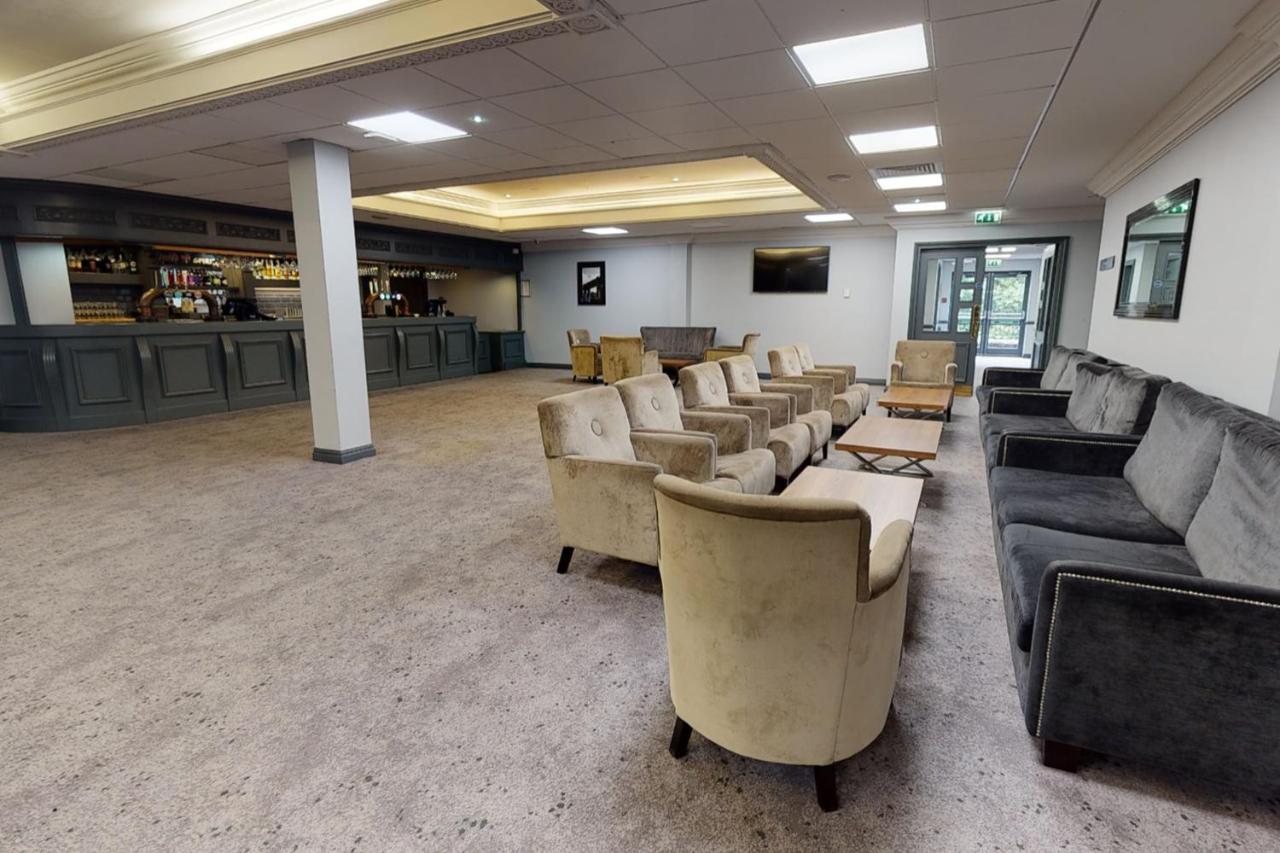 Village Hotel Newcastle Holystone  ภายนอก รูปภาพ