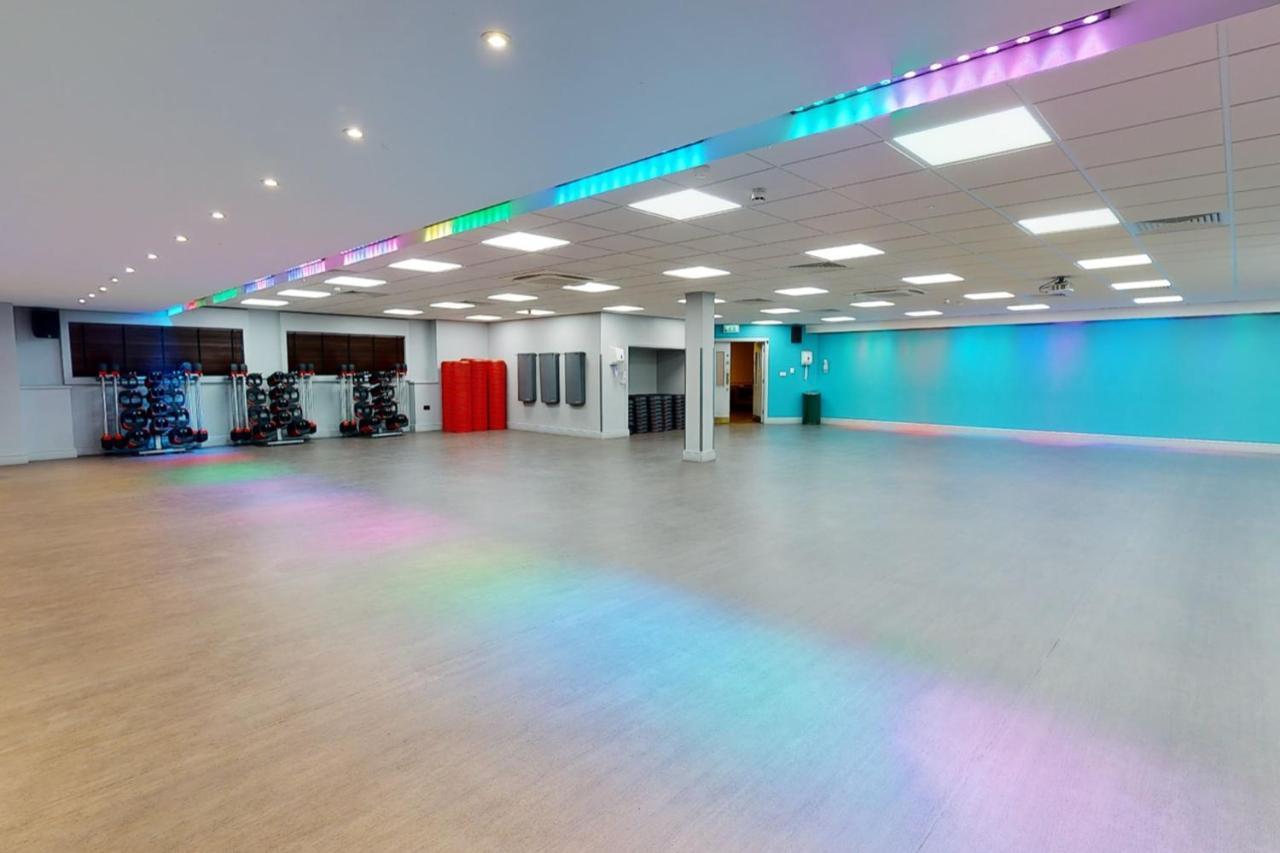 Village Hotel Newcastle Holystone  ภายนอก รูปภาพ